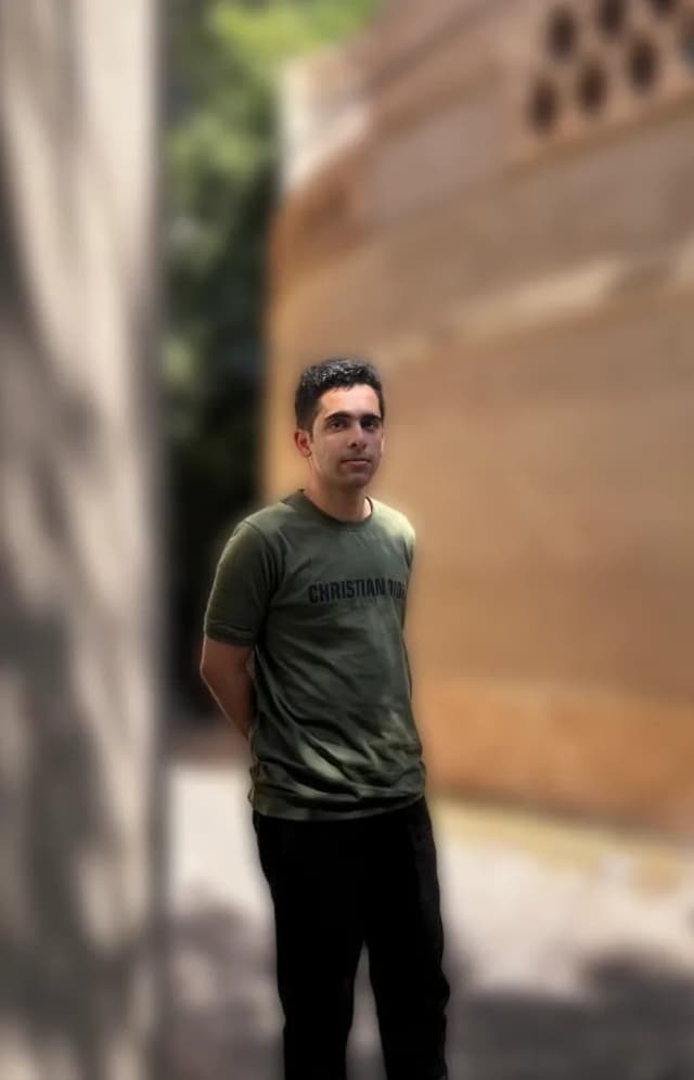 عکس پوریا رعیتی - بهترین دانشآموز در فراگیر دوره وب از شهر یزد